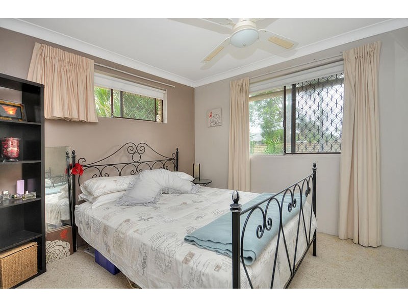 2 / 19 Doggett Drive, Miami QLD 4220