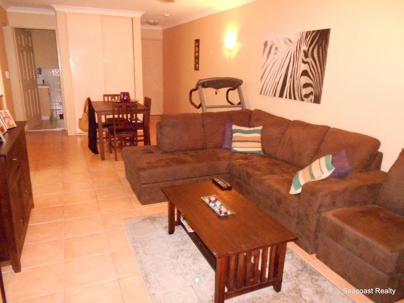 / 4 Oceanic Drive, Mermaid Waters QLD 4218