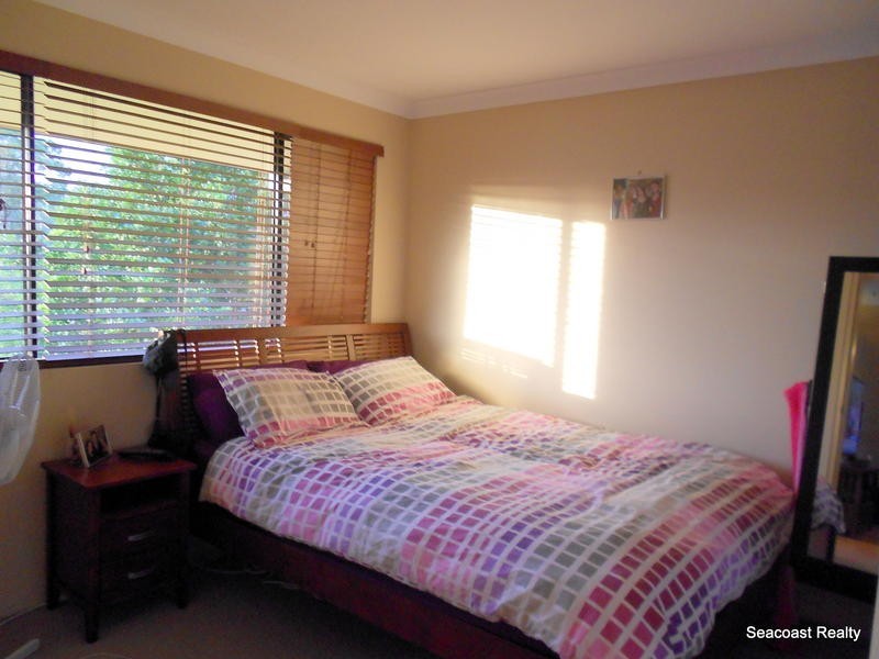 / 4 Oceanic Drive, Mermaid Waters QLD 4218