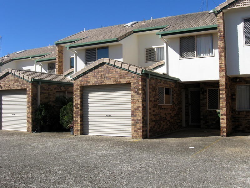 6 / 4 Lowood Court, Varsity Lakes QLD 4227