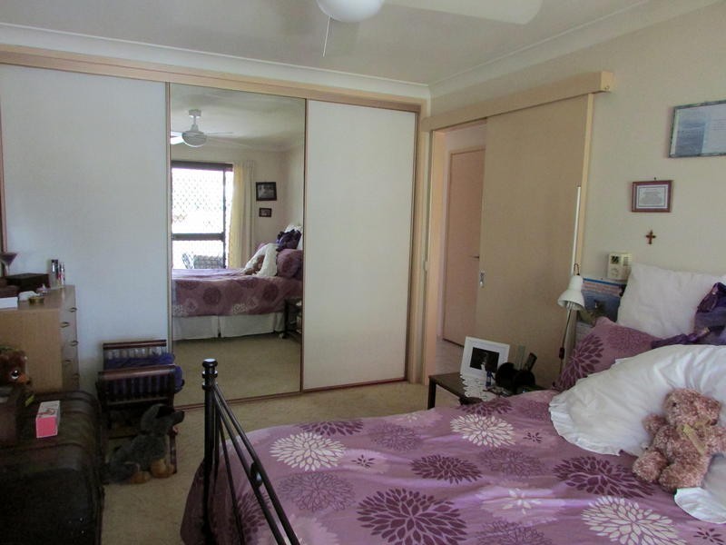 1 / 77 Treeview Drive, Burleigh Waters QLD 4220