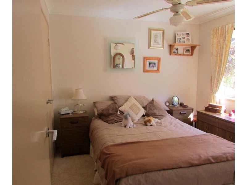 1 / 77 Treeview Drive, Burleigh Waters QLD 4220