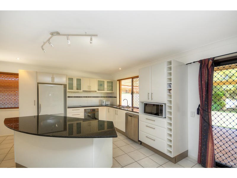 12 Coachwood Court, Burleigh Waters QLD 4220