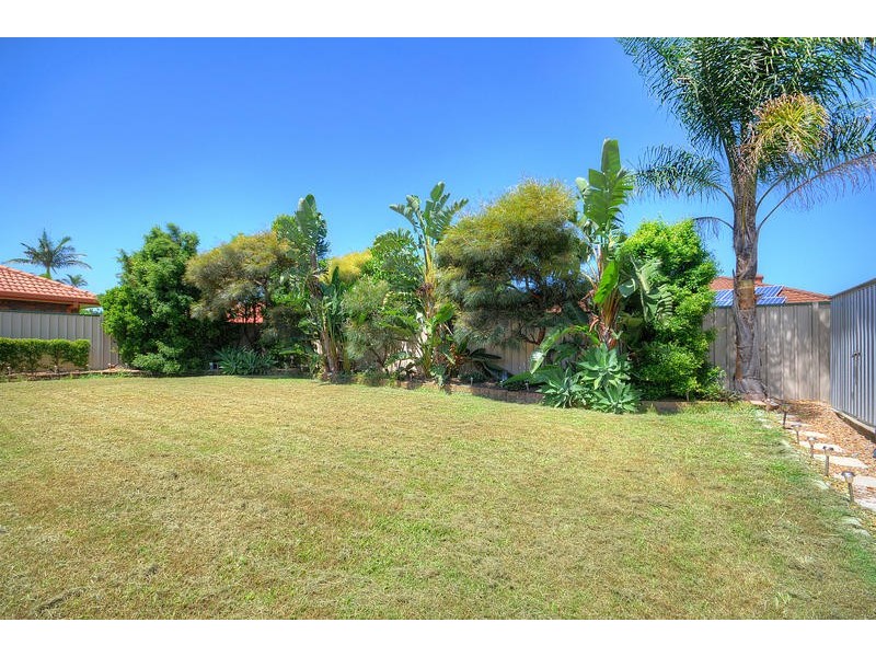 12 Coachwood Court, Burleigh Waters QLD 4220