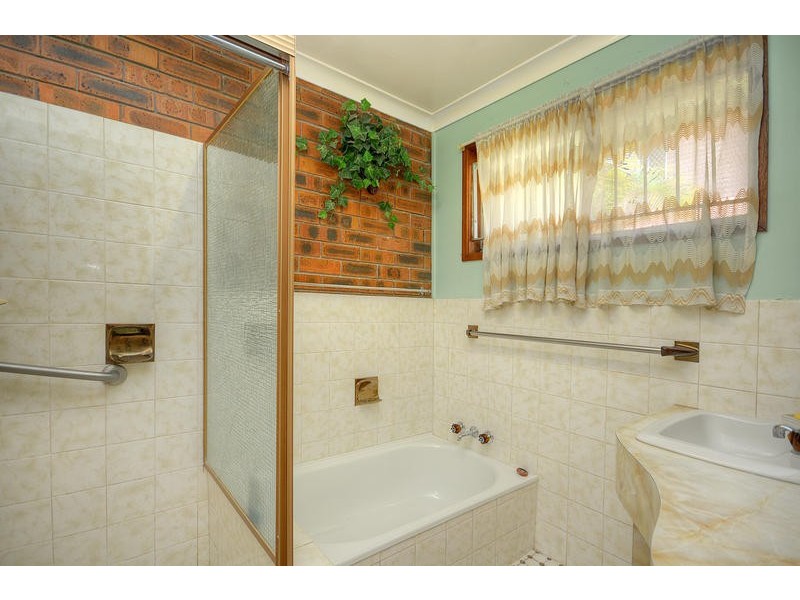 1 / 24 Walker Avenue, Palm Beach QLD 4221