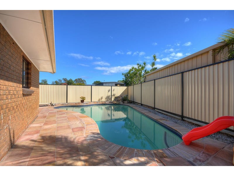 24 Seahawk Crescent, Burleigh Waters QLD 4220