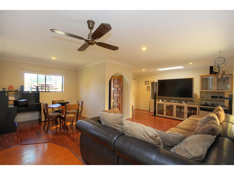 24 Seahawk Crescent, Burleigh Waters QLD 4220
