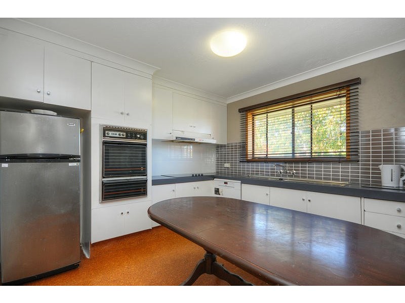 24 Seahawk Crescent, Burleigh Waters QLD 4220