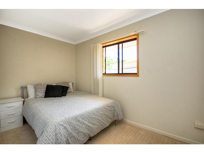 24 Seahawk Crescent, Burleigh Waters QLD 4220