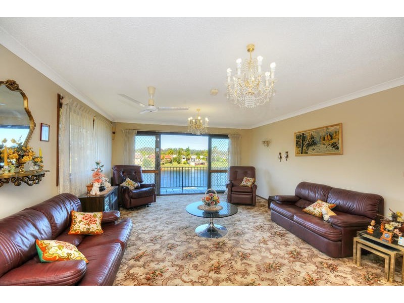 34 Jabiru Avenue, Burleigh Waters QLD 4220