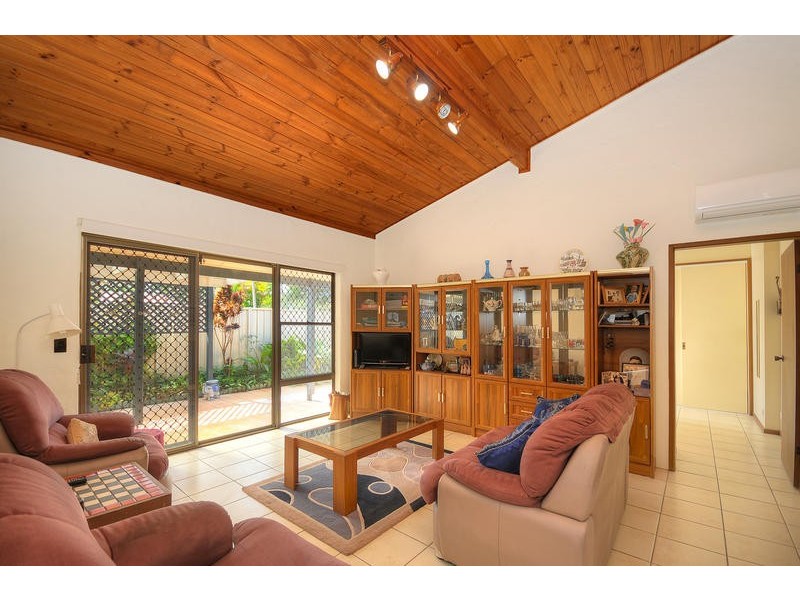 17 Avocet Avenue, Burleigh Waters QLD 4220