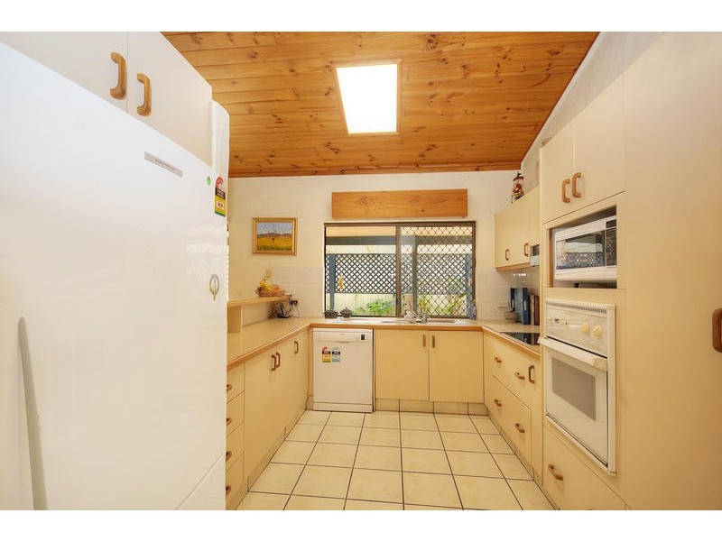 17 Avocet Avenue, Burleigh Waters QLD 4220