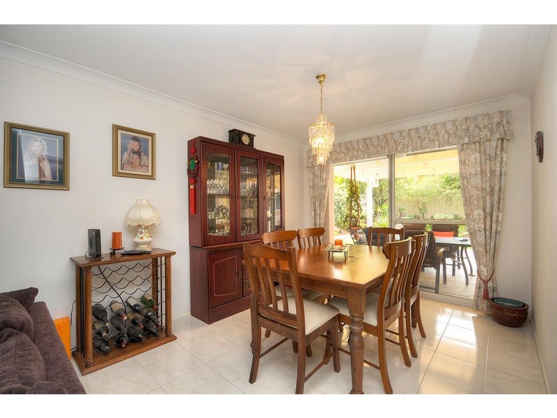 21 Oakland Court, Burleigh Waters QLD 4220