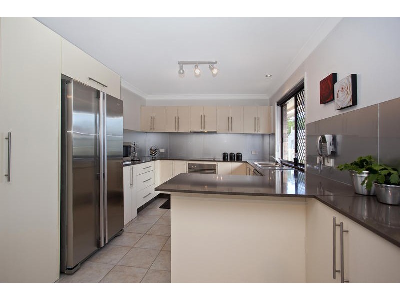 1 Palmwood Court, Burleigh Waters QLD 4220