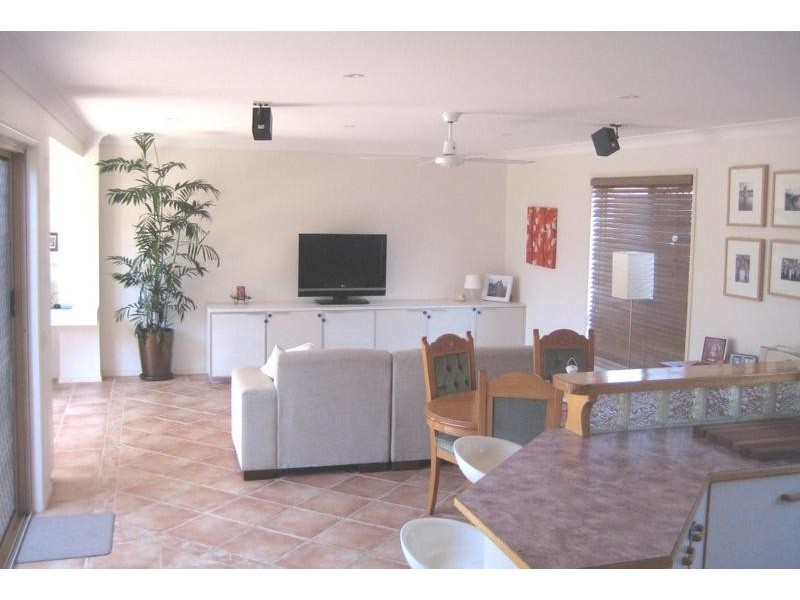 1 / 34 Twenty Sixth Avenue, Palm Beach QLD 4221