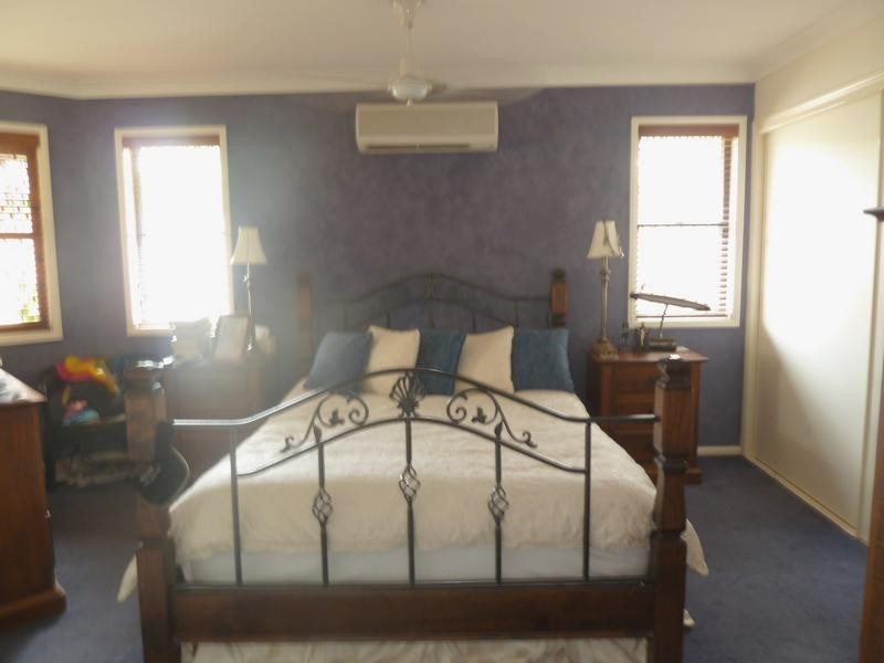 23 Wonga Street, Burleigh Heads QLD 4220