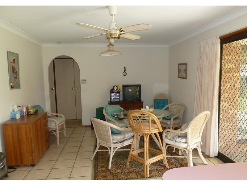 13 Silkyoak Court, Burleigh Waters QLD 4220