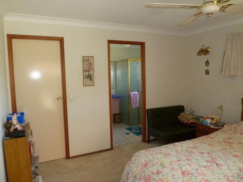 13 Silkyoak Court, Burleigh Waters QLD 4220