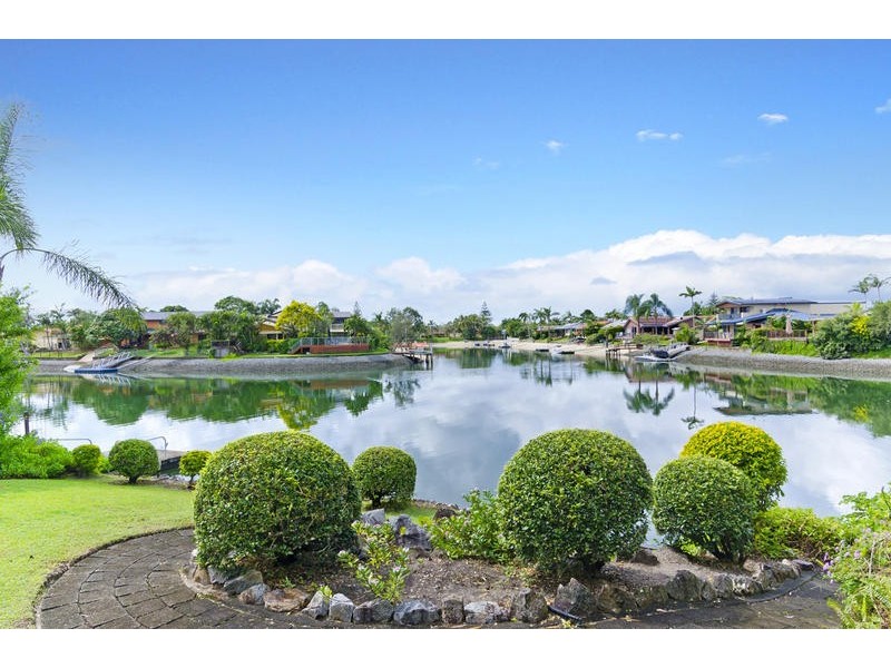 136 Tallebudgera Drive, Palm Beach QLD 4221