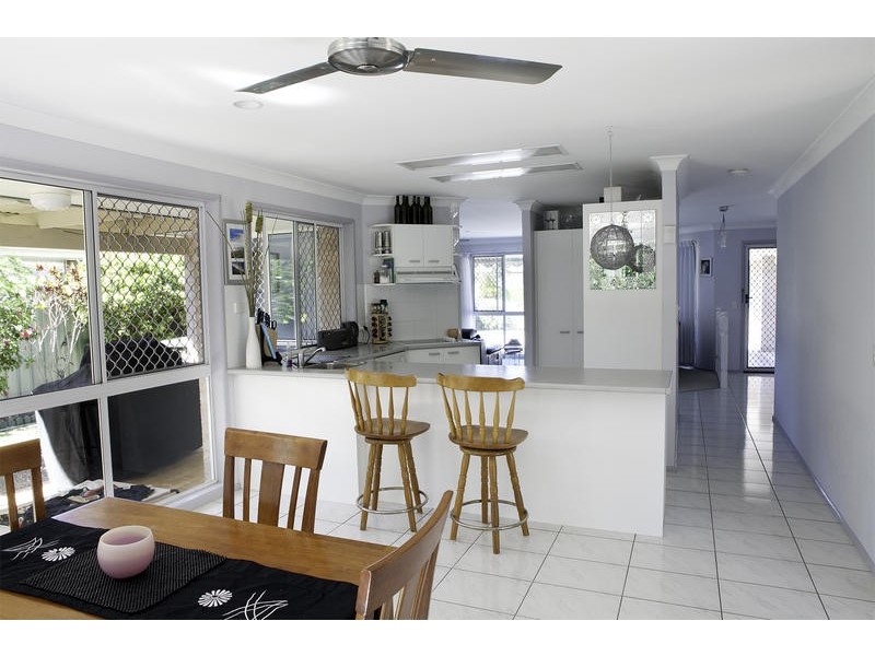 18 Bergamont Street, Elanora QLD 4221