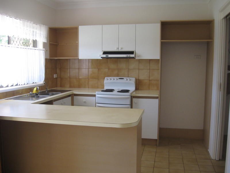 16/ 11 Araucaria Way, Elanora QLD 4221