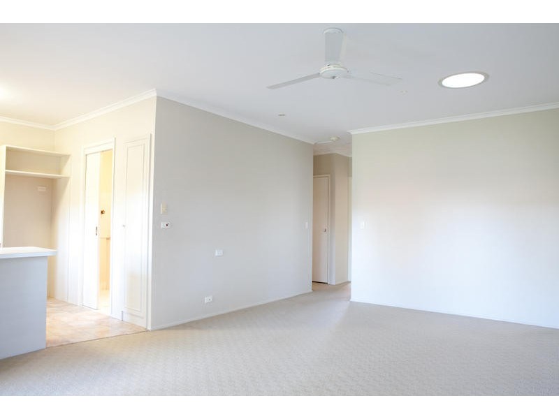 27/ 11 Araucaria Way, Elanora QLD 4221