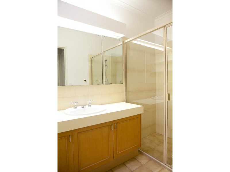 27/ 11 Araucaria Way, Elanora QLD 4221