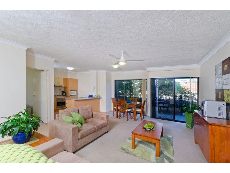 8 / 85 Townson Avenue, Palm Beach QLD 4221