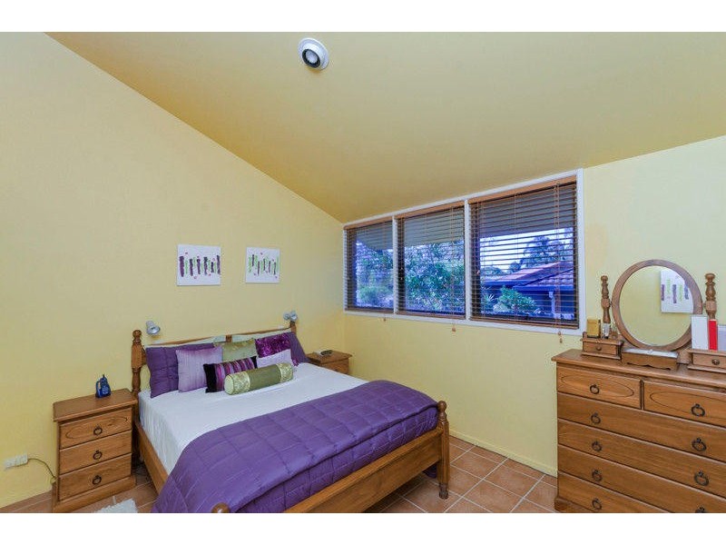 27 Aethalia Street, Currumbin Waters QLD 4223