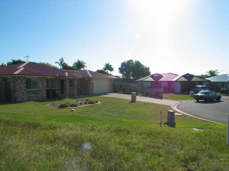 2 Pinnacle Court, Avoca QLD 4670