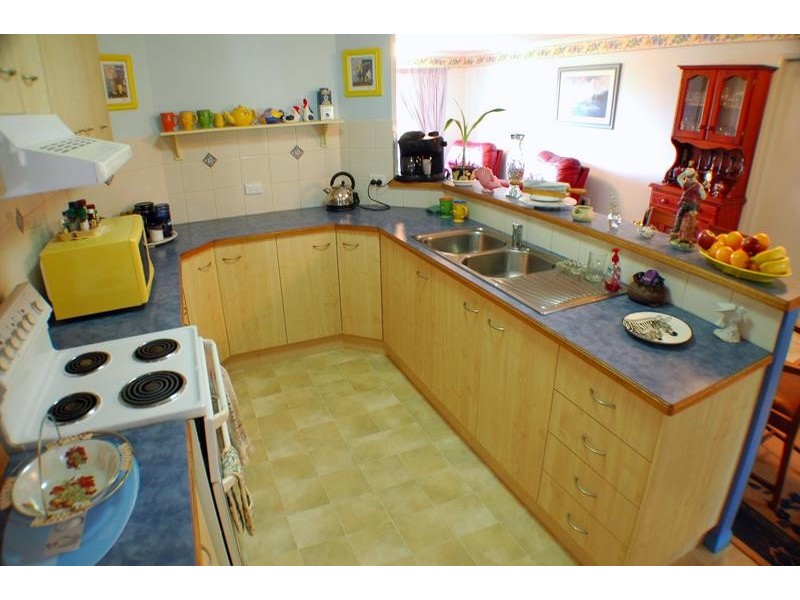 68 Clearview Avenue, Thabeban QLD 4670