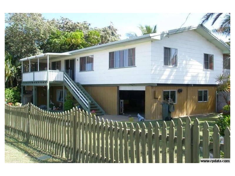 32 Esplanade, Innes Park QLD 4670