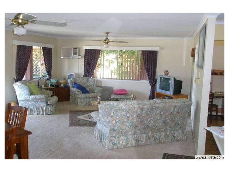 32 Esplanade, Innes Park QLD 4670