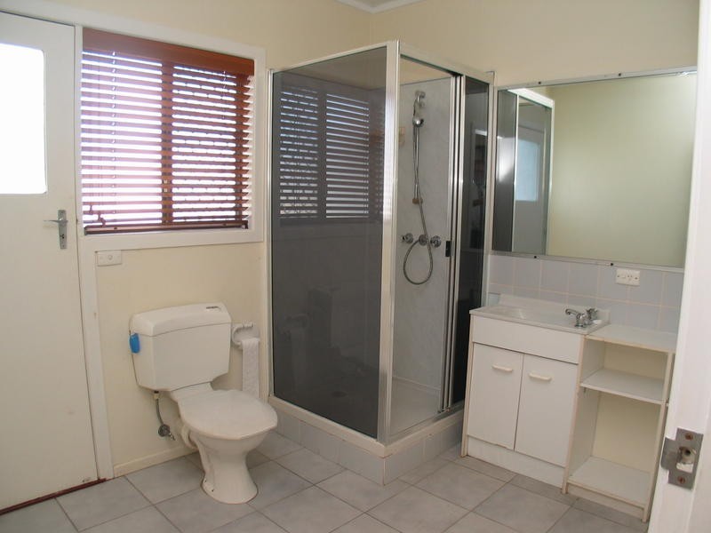 23 Strathdee Avenue, Bundaberg South QLD 4670