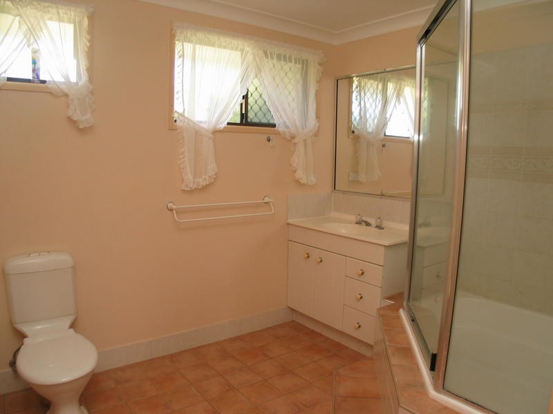 23 Strathdee Avenue, Bundaberg South QLD 4670