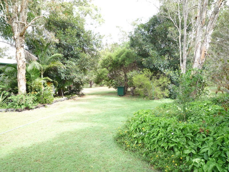 27 Cockatoo Crescent, Gooburrum QLD 4670