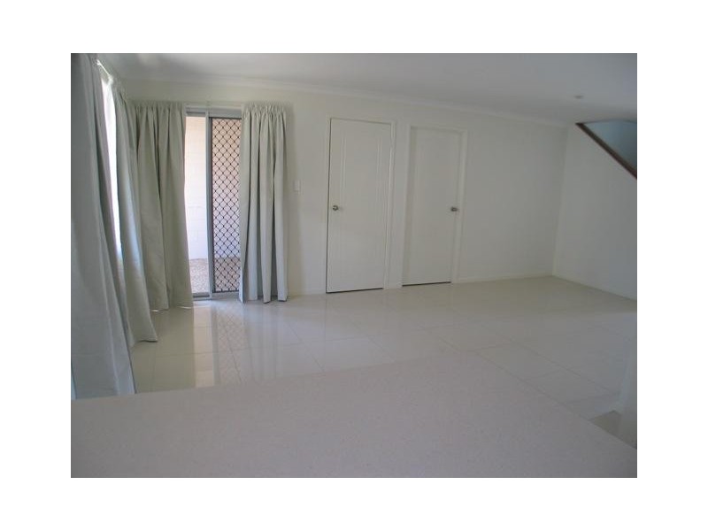 2 99 Woondooma Street, Bundaberg West QLD 4670
