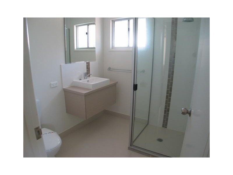 2 99 Woondooma Street, Bundaberg West QLD 4670