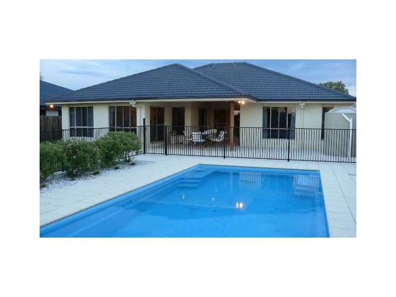 7 Trinity Close, Bargara QLD 4670