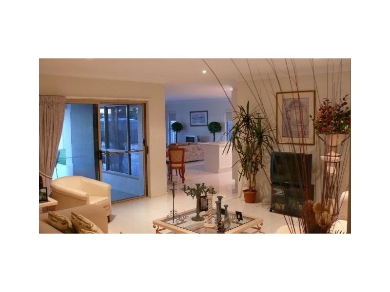 7 Trinity Close, Bargara QLD 4670