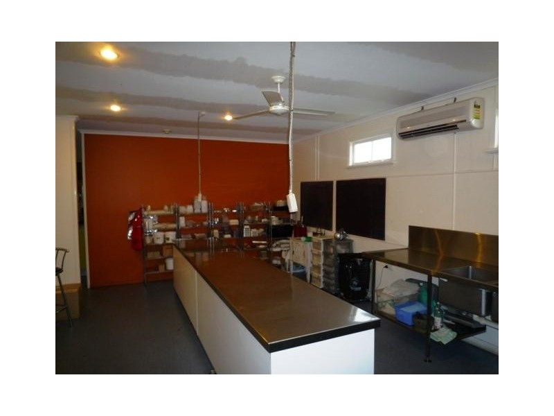 Walkervale QLD 4670