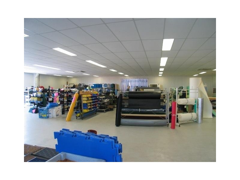 1B/22 Commercial Avenue, Kensington QLD 4670