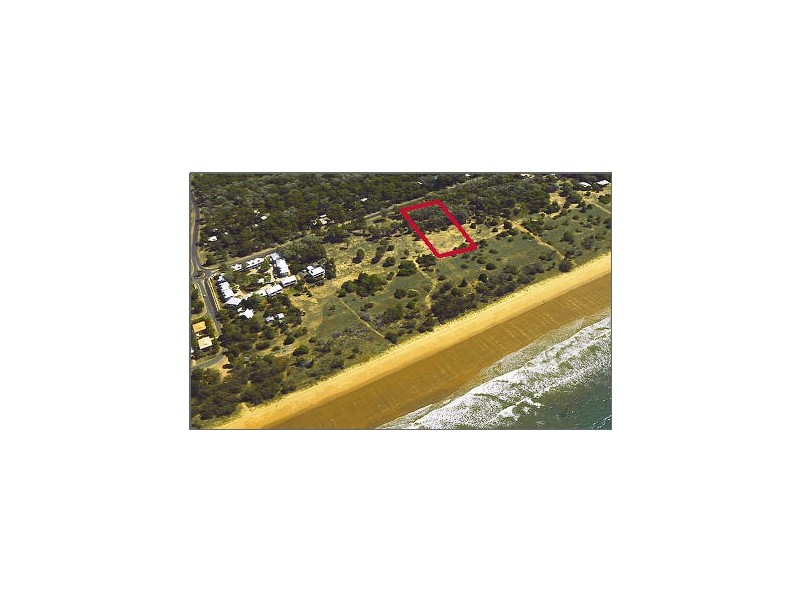 26 Sylvan Drive, Moore Park Beach QLD 4670