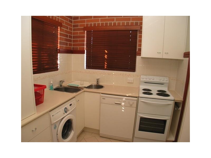 5 Walker Street, Bundaberg South QLD 4670