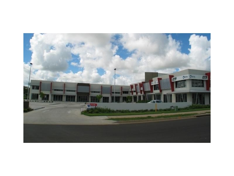 5 4 Phoebe Crescent, Kensington QLD 4670