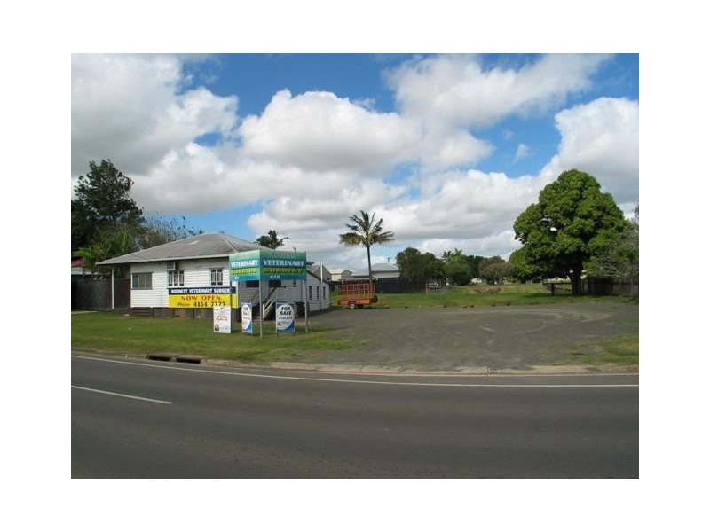 2 Walker Street, Walkervale QLD 4670