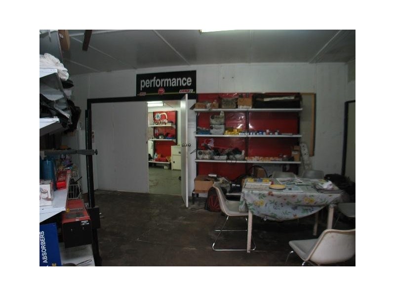 117 Bargara Road, Bundaberg East QLD 4670