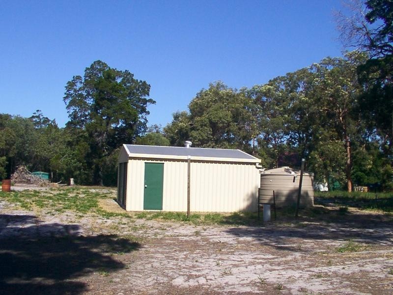 77 Davenport Drive, Coonarr QLD 4670