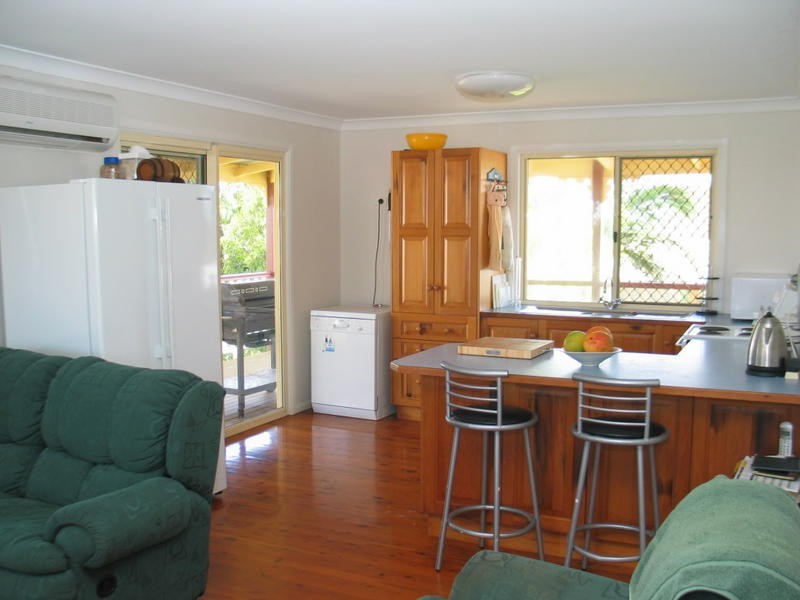 7 Emperor Drive, Elliott Heads QLD 4670