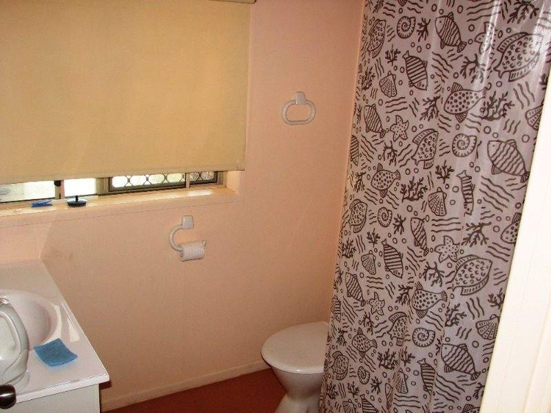 14 Bisdee Street, Coral Cove QLD 4670